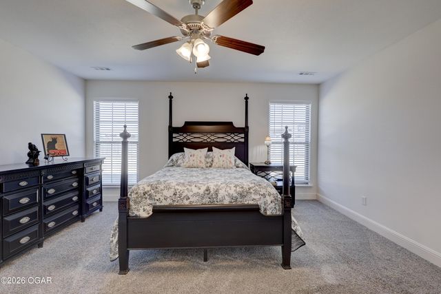 817 Delaney Drive, Carl Junction, MO 64834