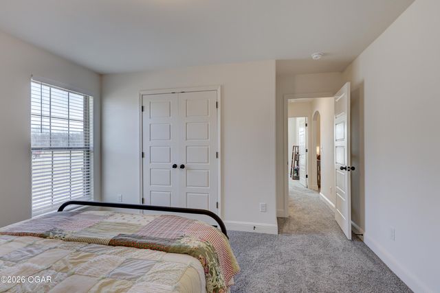 817 Delaney Drive, Carl Junction, MO 64834