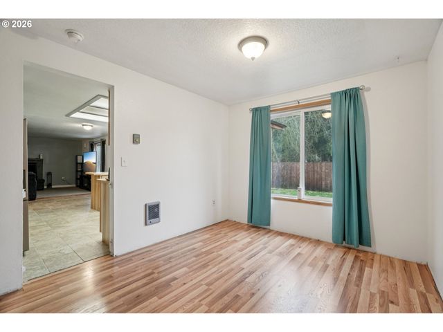 1900 Ne 84TH Way, Vancouver, WA 98665