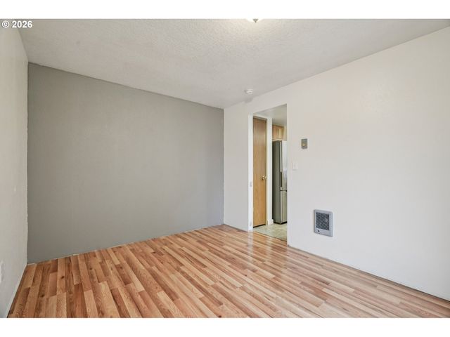 1900 Ne 84TH Way, Vancouver, WA 98665