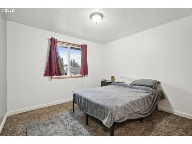 1900 Ne 84TH Way, Vancouver, WA 98665