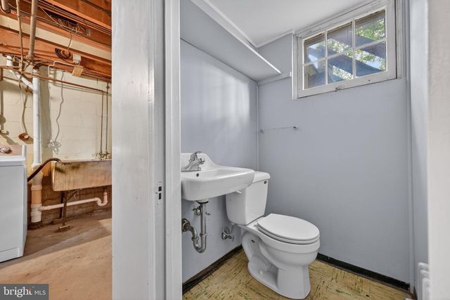 124 DUNKIRK RD, Baltimore, MD 21212