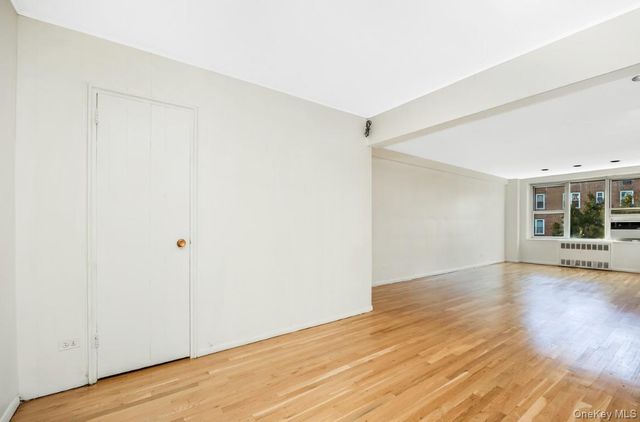 18-40 211th Street 4A, Bayside, NY 11360