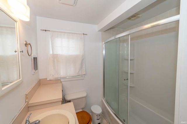 58855 County Road 11, Elkhart, IN 46517