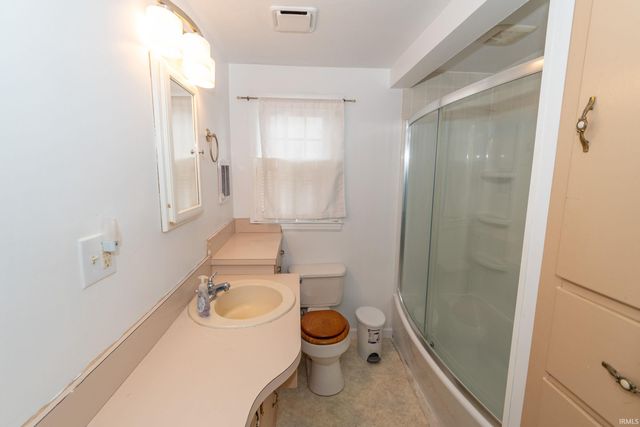 58855 County Road 11, Elkhart, IN 46517