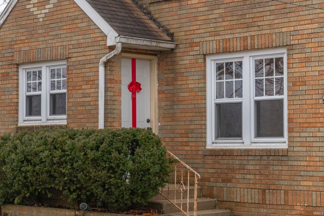 58855 County Road 11, Elkhart, IN 46517