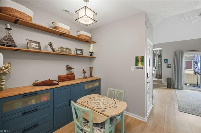 865 Little Bay Ave Apt 2, Norfolk, VA 23503