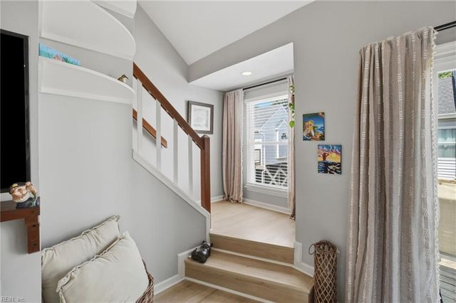 865 Little Bay Ave Apt 2, Norfolk, VA 23503
