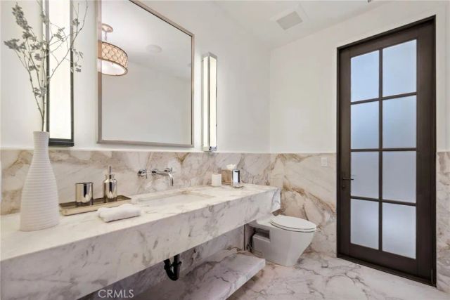 12 Thomas Road, Ladera Ranch, CA 92694
