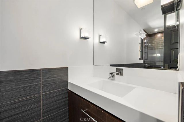 12 Thomas Road, Ladera Ranch, CA 92694