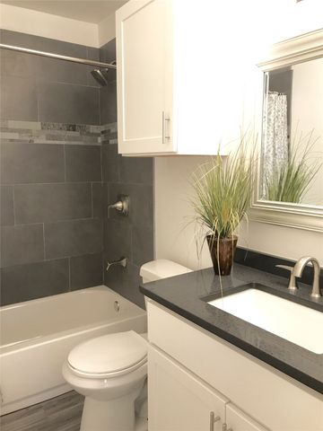 2505 Wedglea Drive 117, Dallas, TX 75211