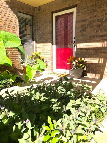 2505 Wedglea Drive 117, Dallas, TX 75211