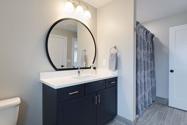 10 Pleasant St, Templeton, MA 01468