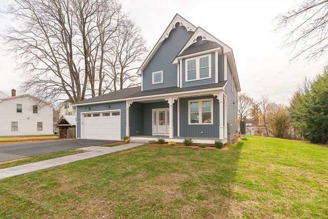 10 Pleasant St, Templeton, MA 01468