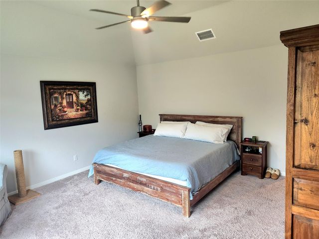 180 Golden Gate LN, Kyle, TX 78640