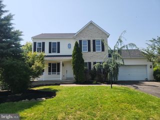 11805 WHITE PINE DR, Hagerstown, MD 21740