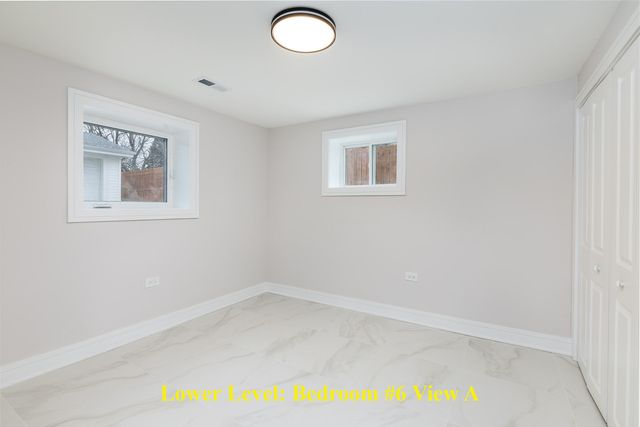 8110 Lockwood Avenue, Burbank, IL 60459