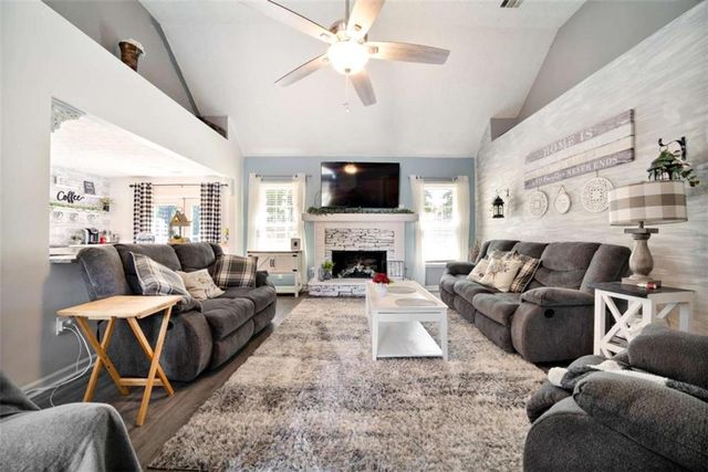 184 Glenn Eagles Way, Hiram, GA 30141