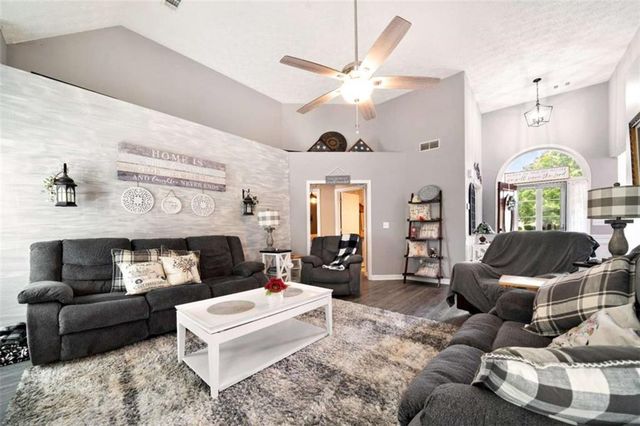 184 Glenn Eagles Way, Hiram, GA 30141