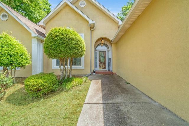 184 Glenn Eagles Way, Hiram, GA 30141