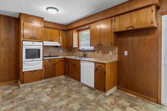 7801 McDaniel Drive, Little Rock, AR 72209