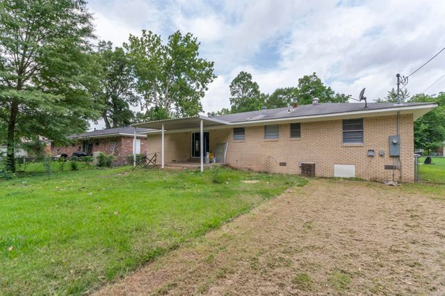 7801 McDaniel Drive, Little Rock, AR 72209