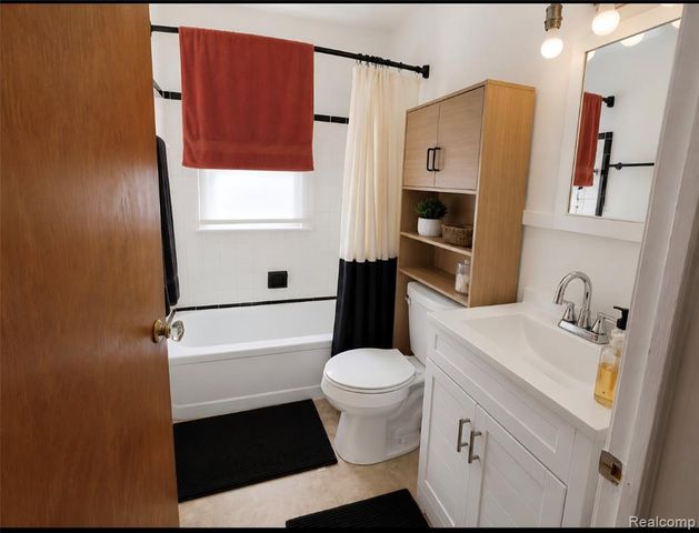 17220 Hanna Street, Melvindale, MI 48122