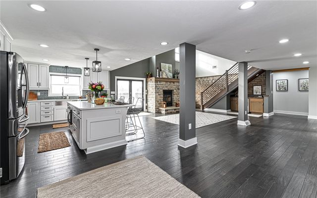 570 Steiner Bridge Road, Mars Boro, PA 16059