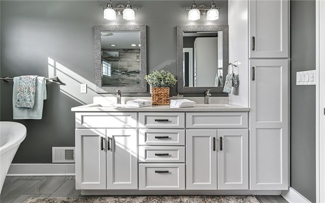 570 Steiner Bridge Road, Mars Boro, PA 16059