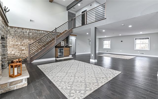 570 Steiner Bridge Road, Mars Boro, PA 16059