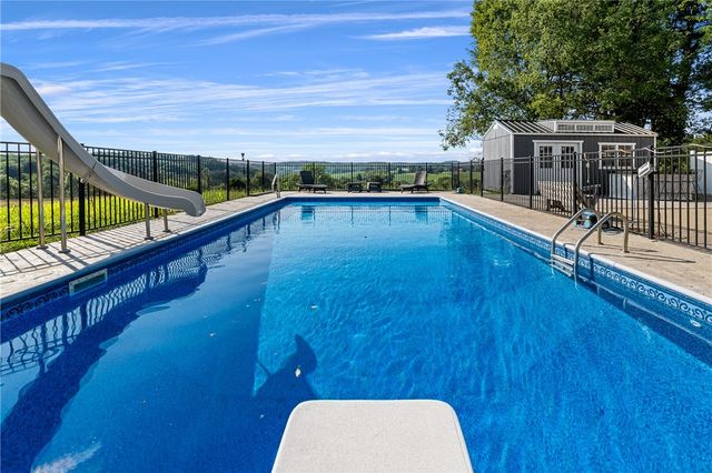 570 Steiner Bridge Road, Mars Boro, PA 16059