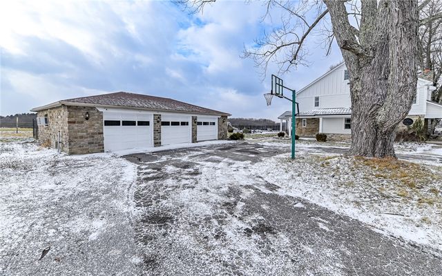 570 Steiner Bridge Road, Mars Boro, PA 16059