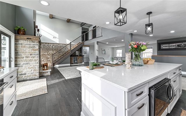 570 Steiner Bridge Road, Mars Boro, PA 16059