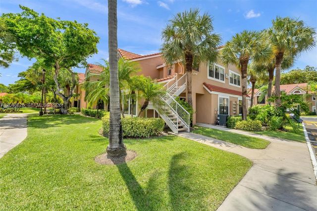 15560 SW 104th Ter 6112, Miami, FL 33196