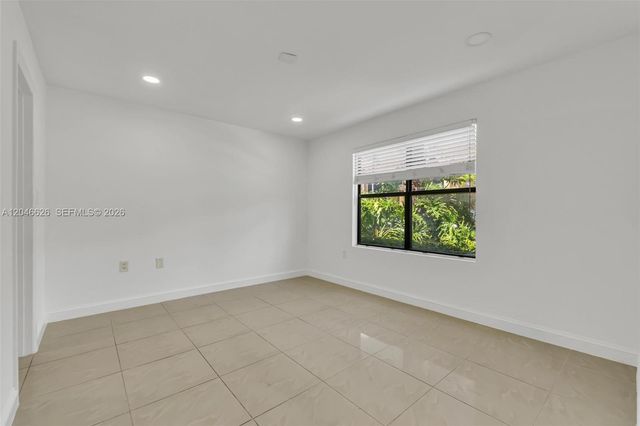 15560 SW 104th Ter 6112, Miami, FL 33196