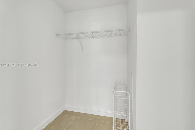 15560 SW 104th Ter 6112, Miami, FL 33196