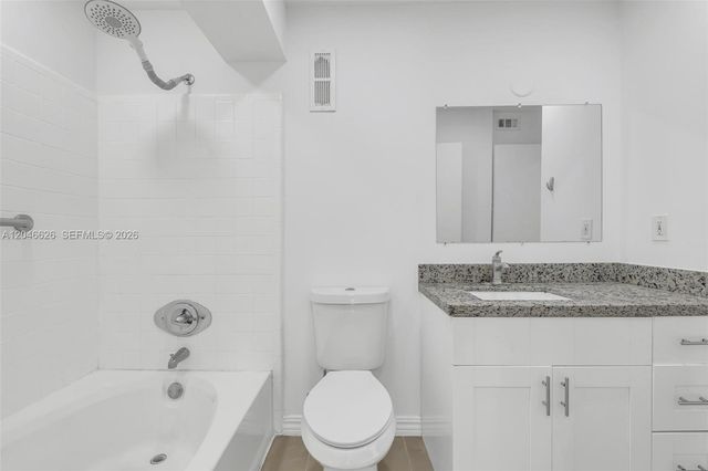 15560 SW 104th Ter 6112, Miami, FL 33196