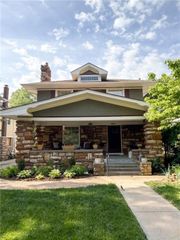 631 W 59th Street, Kansas City, MO 64113