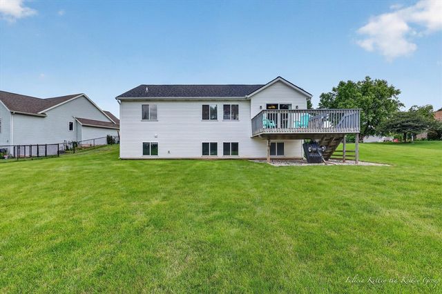 2033 Orchard Ridge Drive, Grand Rapids, MI 49534