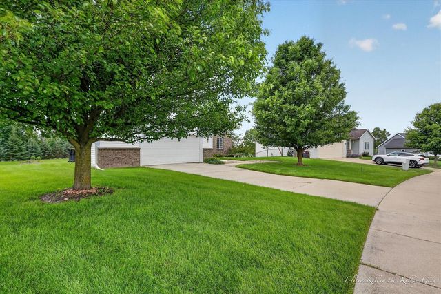 2033 Orchard Ridge Drive, Grand Rapids, MI 49534