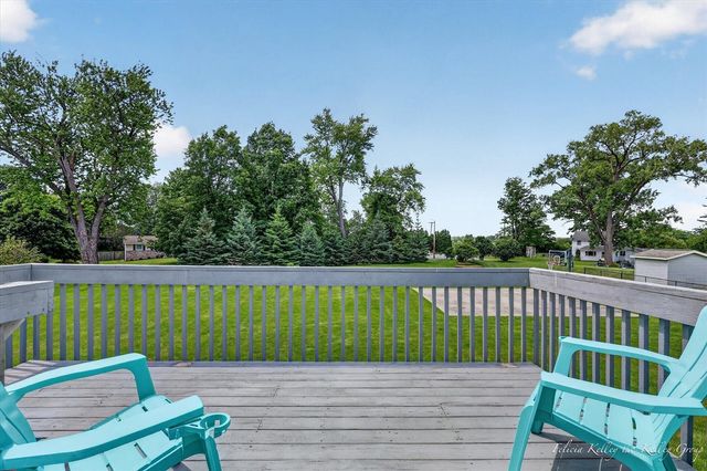 2033 Orchard Ridge Drive, Grand Rapids, MI 49534