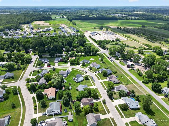 2033 Orchard Ridge Drive, Grand Rapids, MI 49534