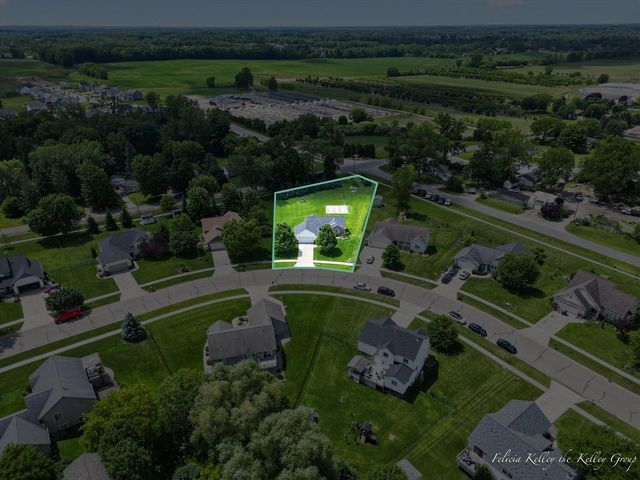 2033 Orchard Ridge Drive, Grand Rapids, MI 49534
