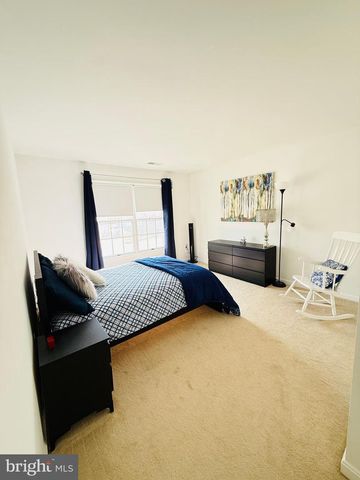 16108 KENNEDY ST, Woodbridge, VA 22191