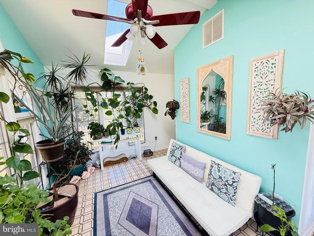 16108 KENNEDY ST, Woodbridge, VA 22191