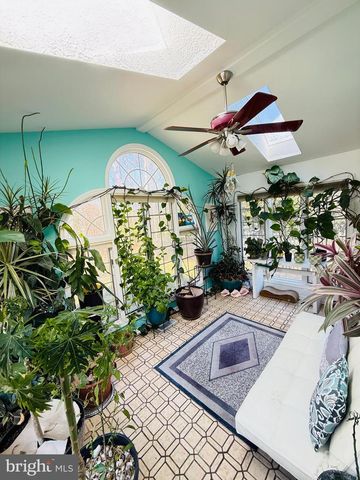 16108 KENNEDY ST, Woodbridge, VA 22191