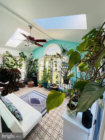 16108 KENNEDY ST, Woodbridge, VA 22191