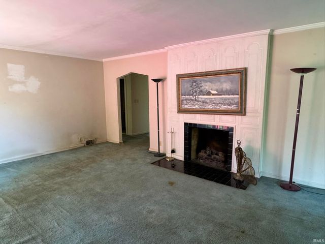 1401 Greenfield Road, Evansville, IN 47715