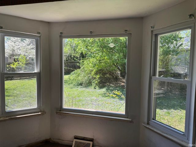 1401 Greenfield Road, Evansville, IN 47715