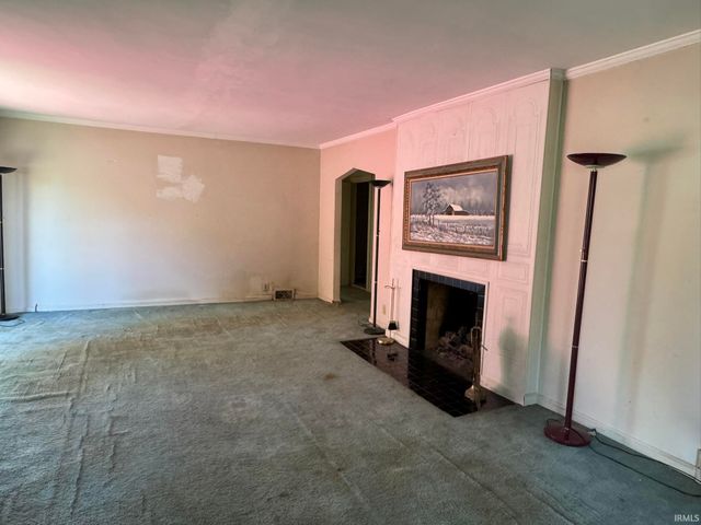 1401 Greenfield Road, Evansville, IN 47715